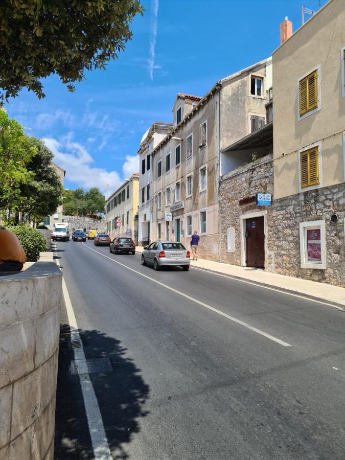 Hostel Mare Σίμπενικ Εξωτερικό φωτογραφία
