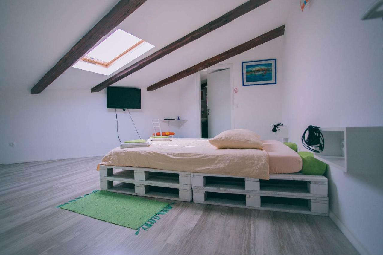 Hostel Mare Σίμπενικ Εξωτερικό φωτογραφία